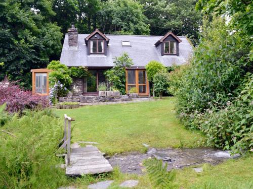 Arthog House | Erw Goed Hen Feudy
