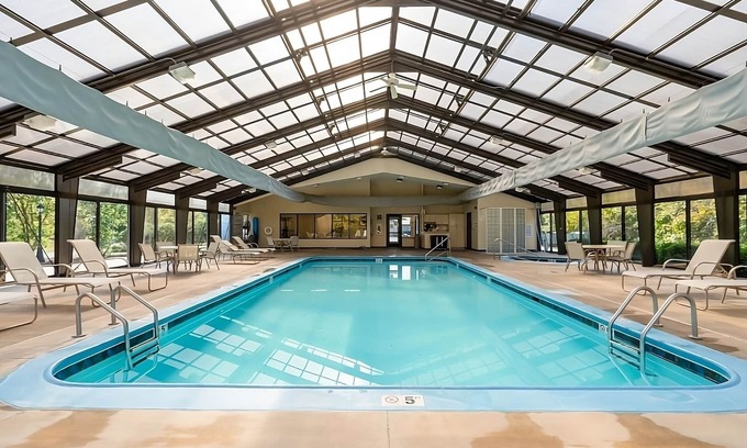 French Lick Villa | Escape in French Lick | 2 Villas with Kitchen, Balcony, & Indoor Pool