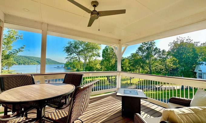 Cedar Bluff Apartment | Escape to “Studio A”! Lake, Pool, Splash Pad, Hot Tub, Kayaks, fire pit, etc.!