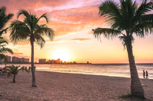 Isla Verde Apartment | ESJ Studio with Beach Access
