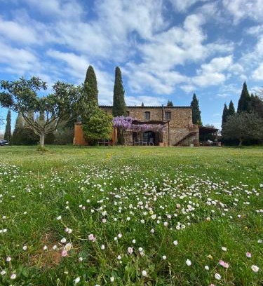 Crespia House | Espectacular casa de vacaciones en el campo con piscina, BBQ y WIFI de alta velocidad
