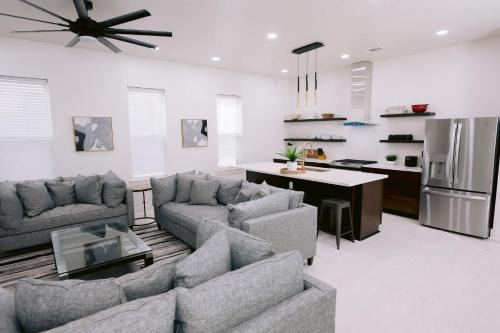 Seventh Ward Apartment | Esplanade Magic 2