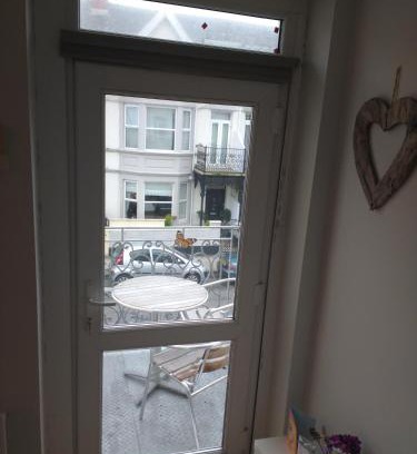 Porthcawl Apartment | Esplanade Seaside View Apartment