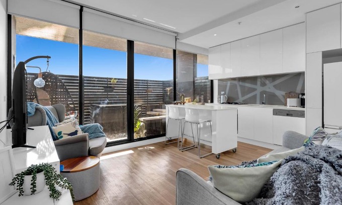 Essendon North House | Essendon North Sanctuary by Ready Set Stay