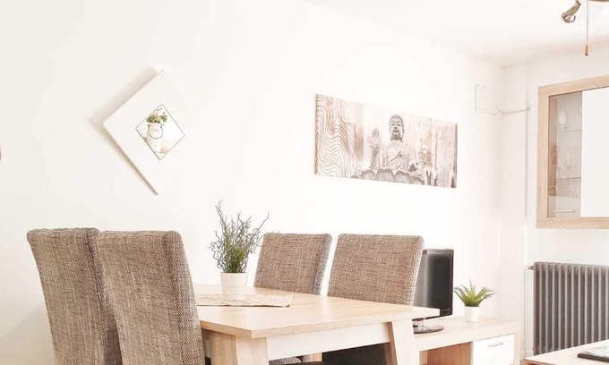 Tarancon Condo | Estrella Polar