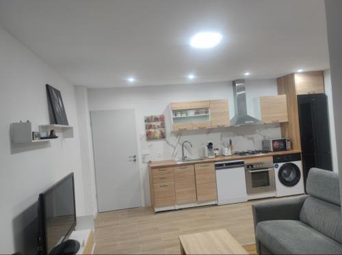 La Jonquera Apartment | ESTUDIO COMPLETO FAMILIAR