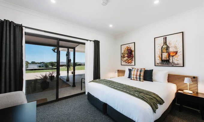 Central Mudgee House | Eucalyptus Suite A Mudgee Nature Oasis