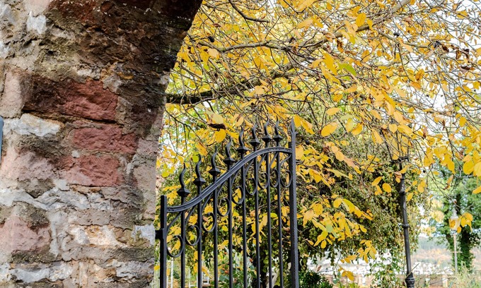 Diedesheim Hotel | Eventlocation & Hotel Schloss Neuburg