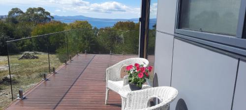 Primrose Sands House | Evergreen Cabin