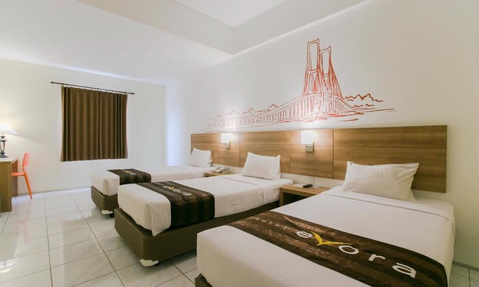 Gubeng Hotel | Evora Hotel