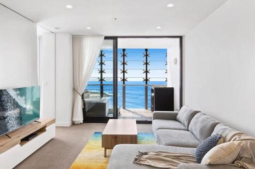 Newcastle Apartment | Exceptional Beach views - Luxury apartment