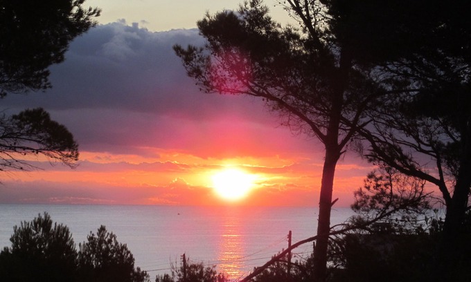 Pedruscada Apartment | Exclusive Modern Apartment Close to The Sea. Private patio.