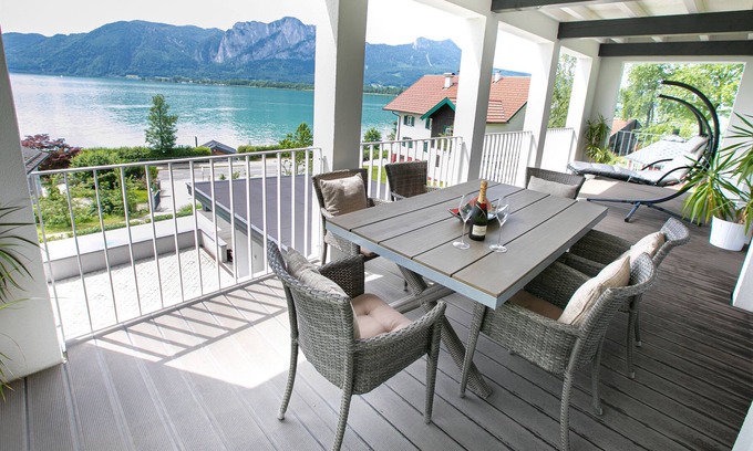Innerschwand House | Exclusive villa with lake view