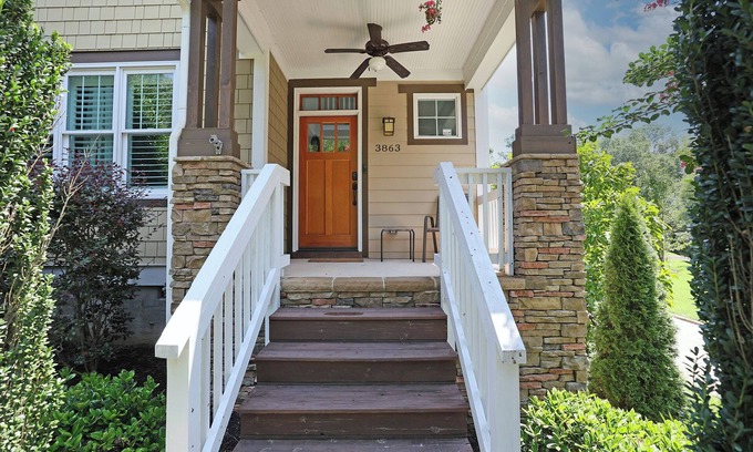 Durham House | Exec Townhome W/EV Car Charger