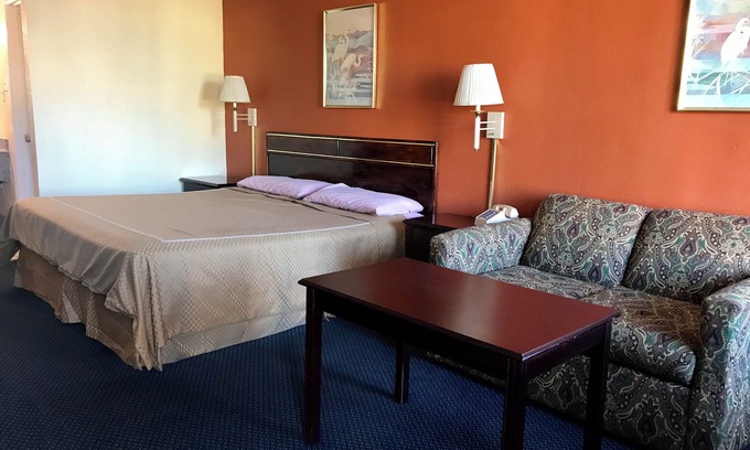 Texarkana Hotel | Executive Inn , 1 or 2-bed Local hotel in Texarkana with Daily ,Weekly rates.