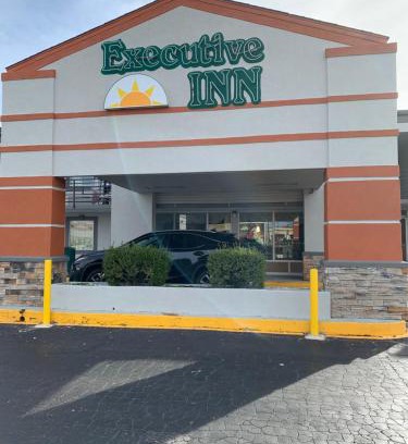 Locust Grove Hotel | Executive Inn