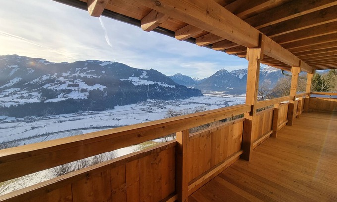 Holdernach Apartment | Experience comfort and recharge your batteries!