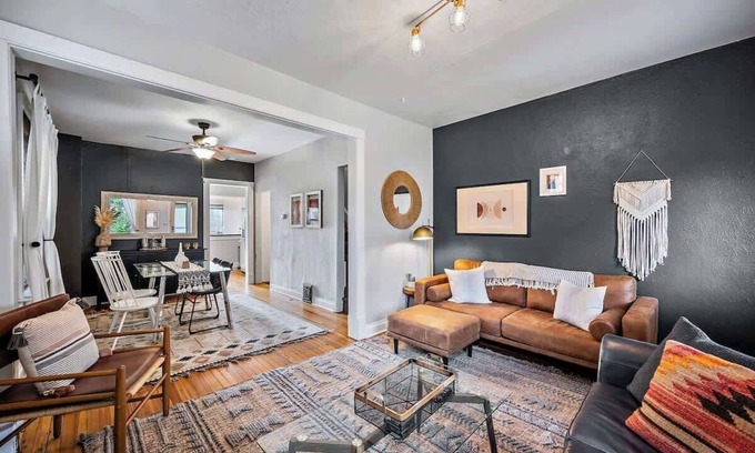 Speer House | Explore Denver From Our Spacious Retreat