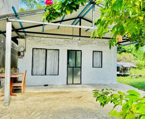 Kampung Ru Muda House | Eyka Studio Roomstay