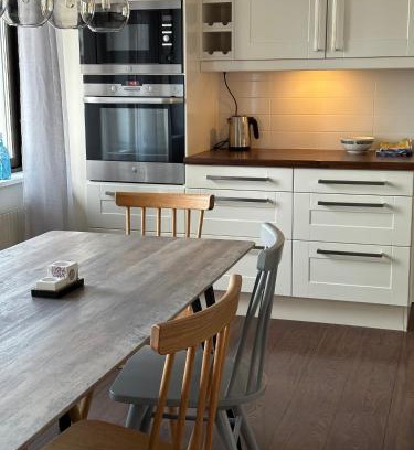 Gallivare Villa | Företagsboende i Gällivare, 7 sovrum