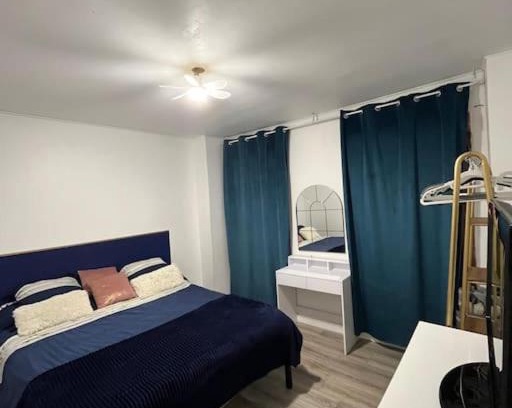 Rosny-sous-Bois Apartment | F2 Entièrement équipée - Centre commercial Rosny 2 - Porte de Vincennes - 2 Pers