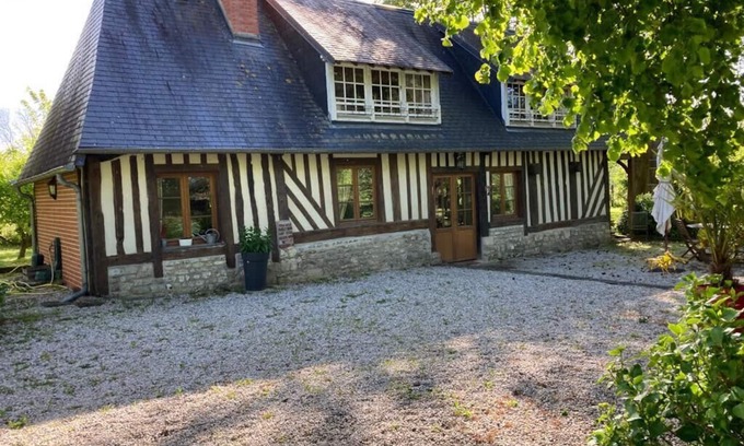 Saint-Vaast-en-Auge House | F3 house with garden in Saint-Vaast-en-Auge