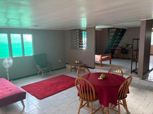 Huahine Ski Chalet | Faatiarau Lodge