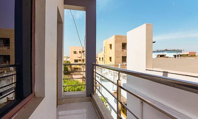 Patia Hotel | Fabexpress Crystal Stay