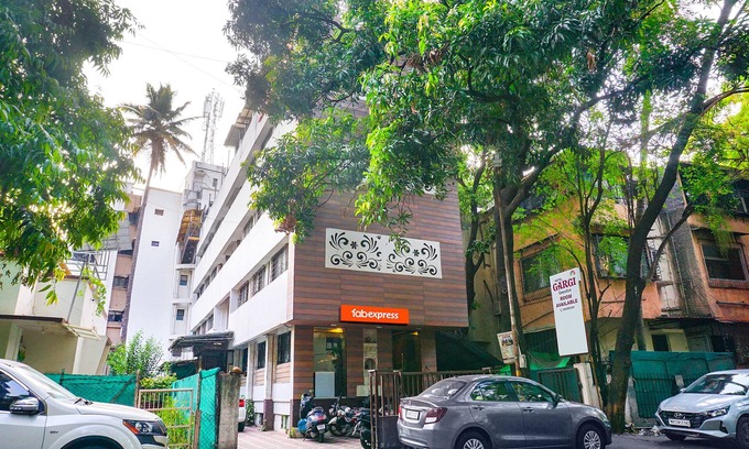 Shivajinagar Hotel | Fabexpress Gargi Executive