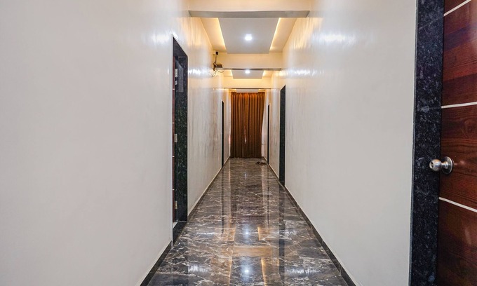 Pune Hotel | FabHotel Bliss Executive - shaniwar wada
