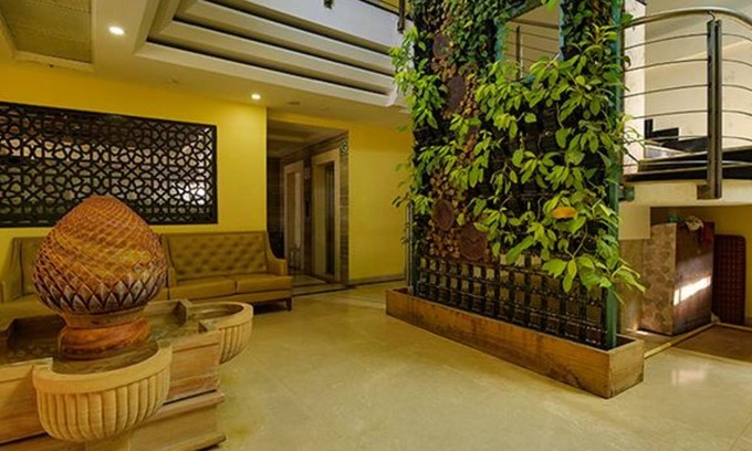 Shivaji Nagar Hotel | Fabhotel Emerald Resort