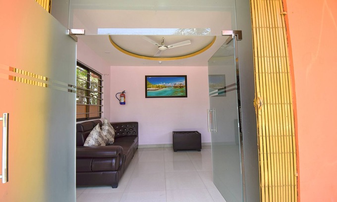 Guwahati Hotel | Fabhotel Knight Airways