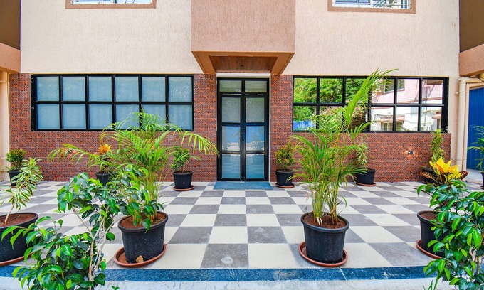 Pune Hotel | Fabhotel Prime Esta Inn