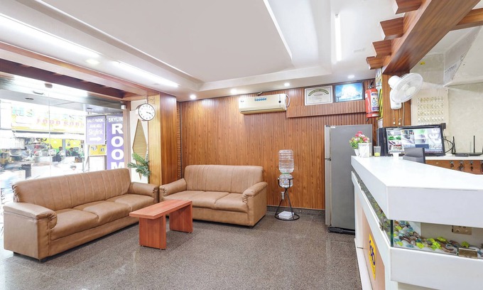 Triplicane Hotel | Fabhotel Rkh Skyline Residency