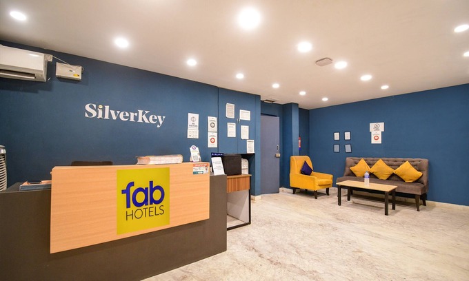 Ballygunge Hotel | FabHotel Silver Key kalighat