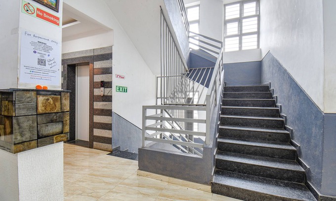 Nashik Road Hotel | Fabhotel The Address