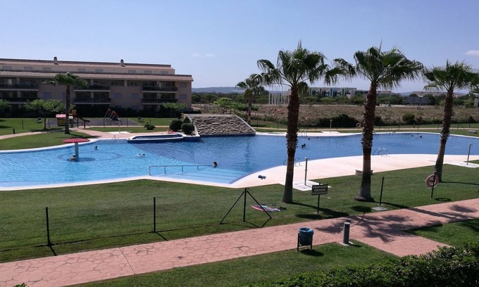 San Jorge Ski Chalet | Fabulous accommodation consisting of 4 luxury semi-detached chalets for 28 people.