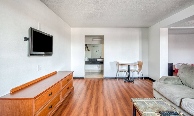 North Lima Hotel | FairBridge Inn Express North Lima