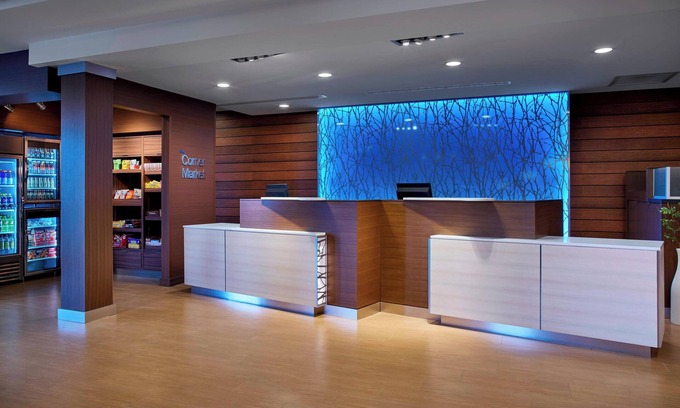 Jefferson Manor Hotel | Fairfield Inn & Suites by Marriott Alexandria