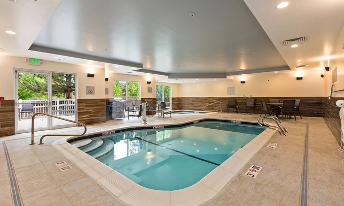 Bend Hotel | Fairfield Inn & Suites by Marriott Bend Downtown