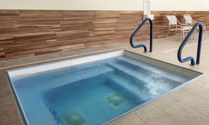 Council Bluffs Hotel | Fairfield Inn & Suites Omaha East/Council Bluffs, IA