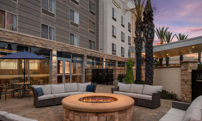 Tustin Hotel | Fairfield Inn & Suites Tustin Orange County