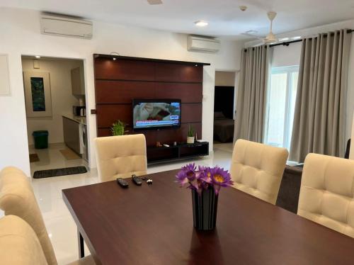 Battaramulla Apartment | Fairway 2 Bedroom Luxury Apartment with Gym and Pool