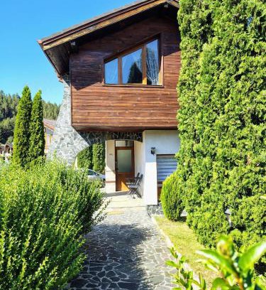 Razlog House | Fairytale Cottage in Redenka