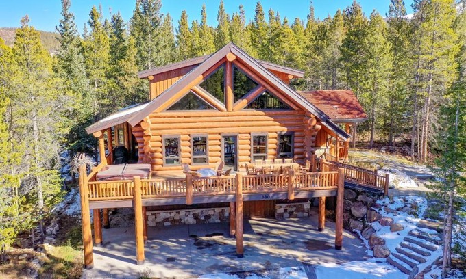 Breckenridge Heights House | Falcon Mews Lodge Stunning Luxury Mountain Home