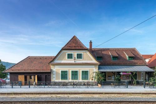 Durnstein Apartment | Familienurlaub im Bahnhof Dürnstein