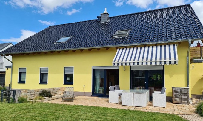 Meckenheim Apartment | Familienwohnung mit Garten Nähe Bonn