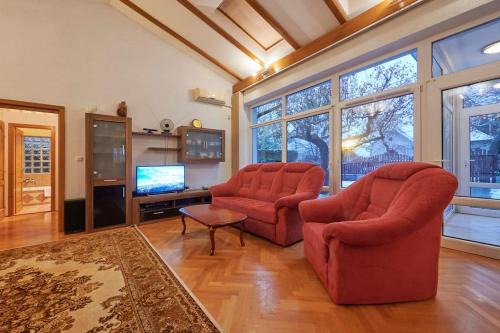 Rakosszentmihaly Apartment | Family Apartman