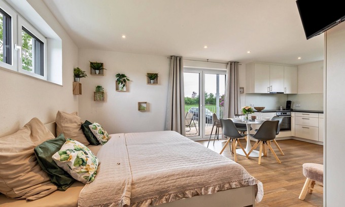 Deffingen Apartment | Family Apartment Fewo Parkside S3 | 8Min to Legoland | Balcony & Parking