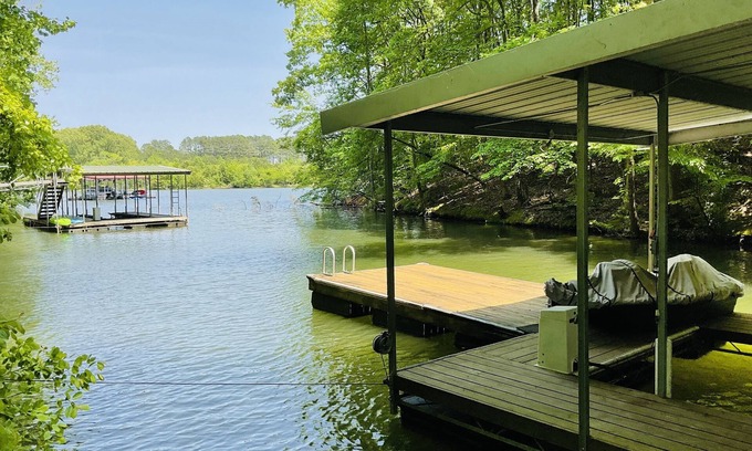 Winchester House | Family friendly lake front home with private dock in a cove